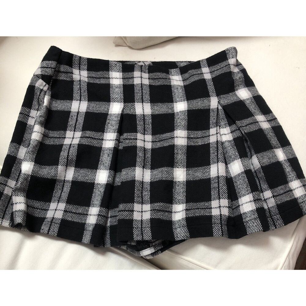 NWT-Forever 21 Best Med Mini Skirt/Skort Plaid Pleated Schoolgirl Academia